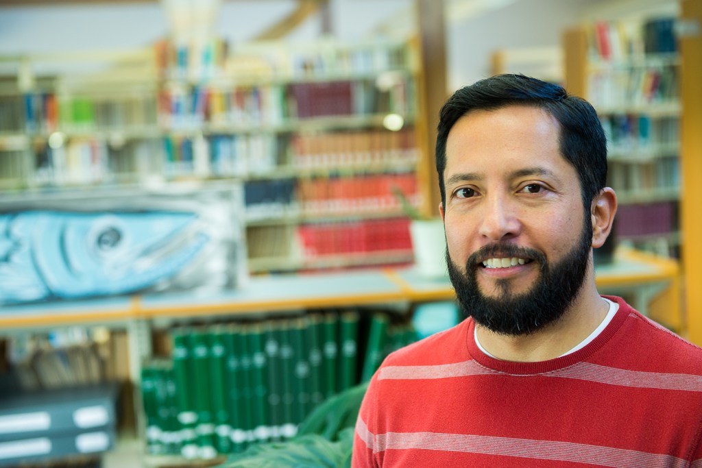 This image has an empty alt attribute; its file name is 20150402_hatfieldheadshots_ho-439240025x_sm.jpg