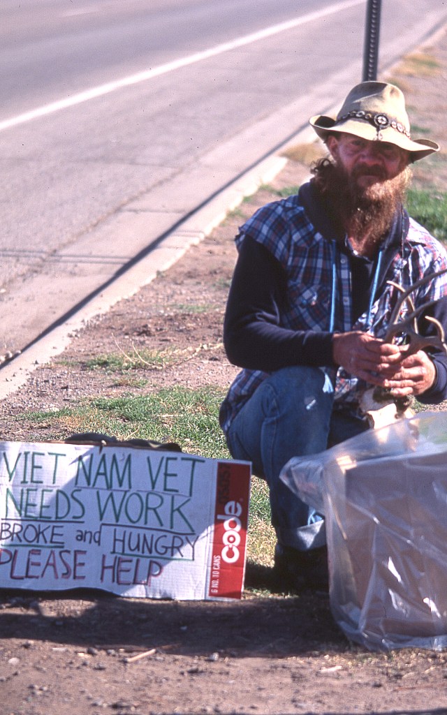 This image has an empty alt attribute; its file name is haeder-024b.jpg